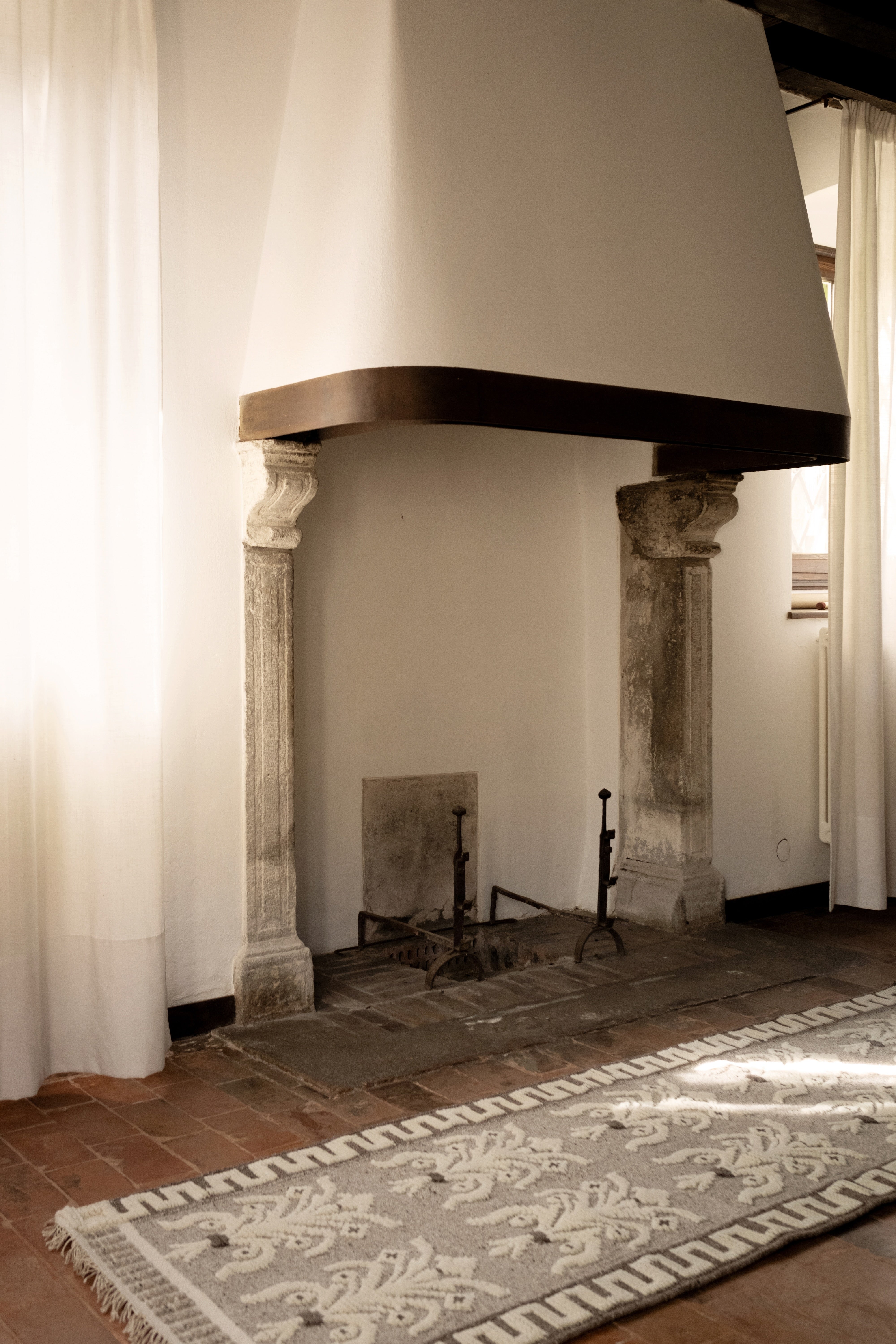 Colonnade no.11